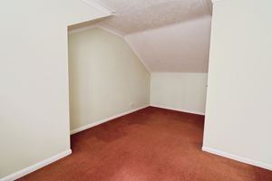 SAMSONS ROAD- click for photo gallery